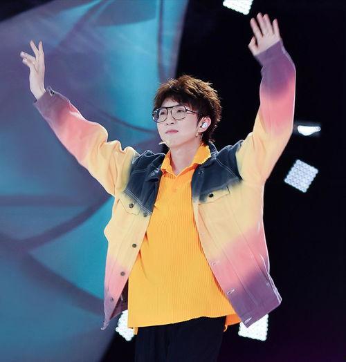 拜托了吃瓜歌曲,揭秘娱乐圈的甜蜜与苦涩